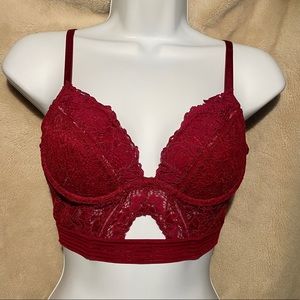 VICTORIA’S SECRET | Very Sexy Lined Plunge